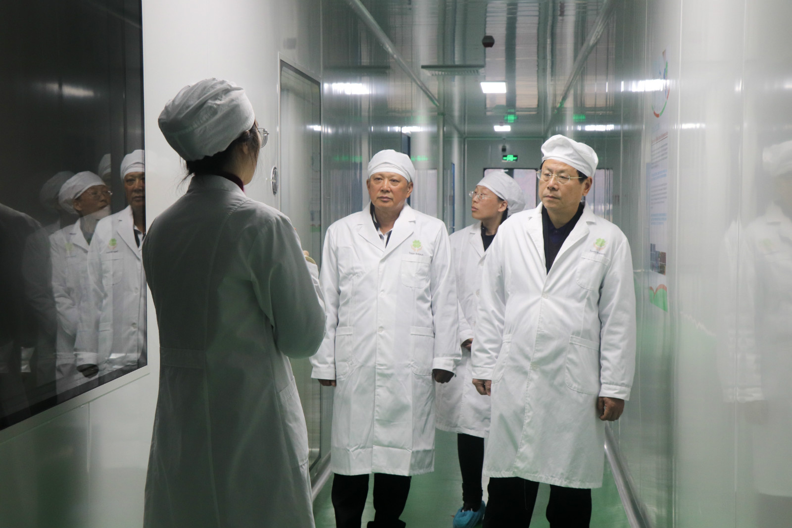 1575254538478131gd0W.jpg 8.jpg